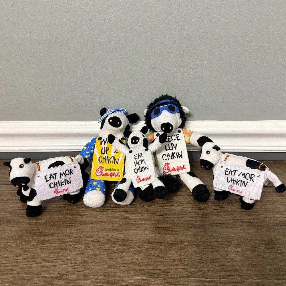 Chick-fil-A Eat Mor Chikin Plush Lot‎ of 5